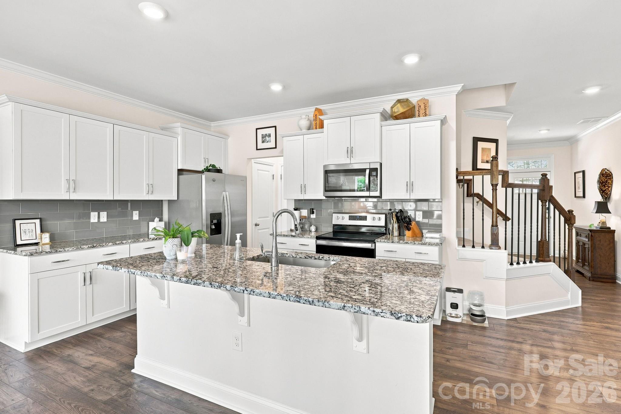 198 Creekview Road