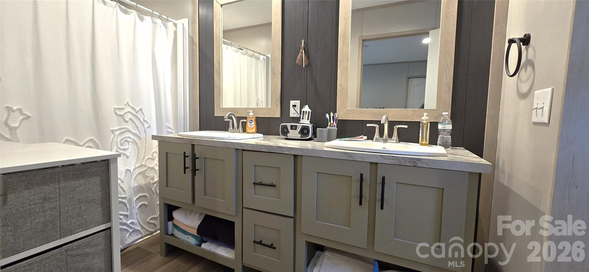 Brownstone - Residential