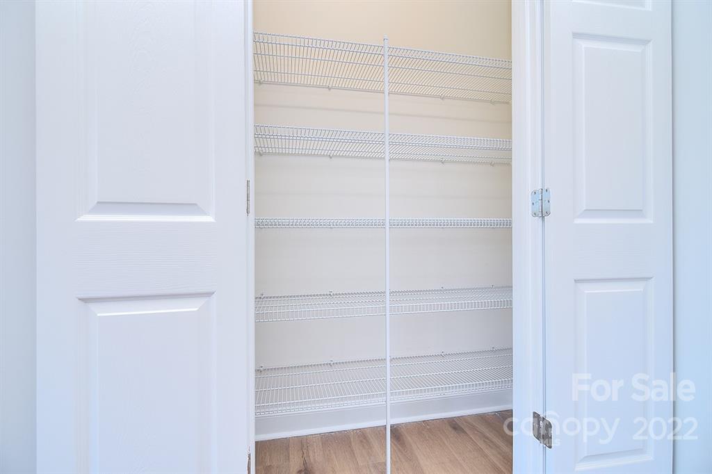 Crestview Acres - Residential