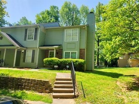 Photo of 3908 Briarhill Drive, Charlotte, NC 28215 (MLS # 4378637)