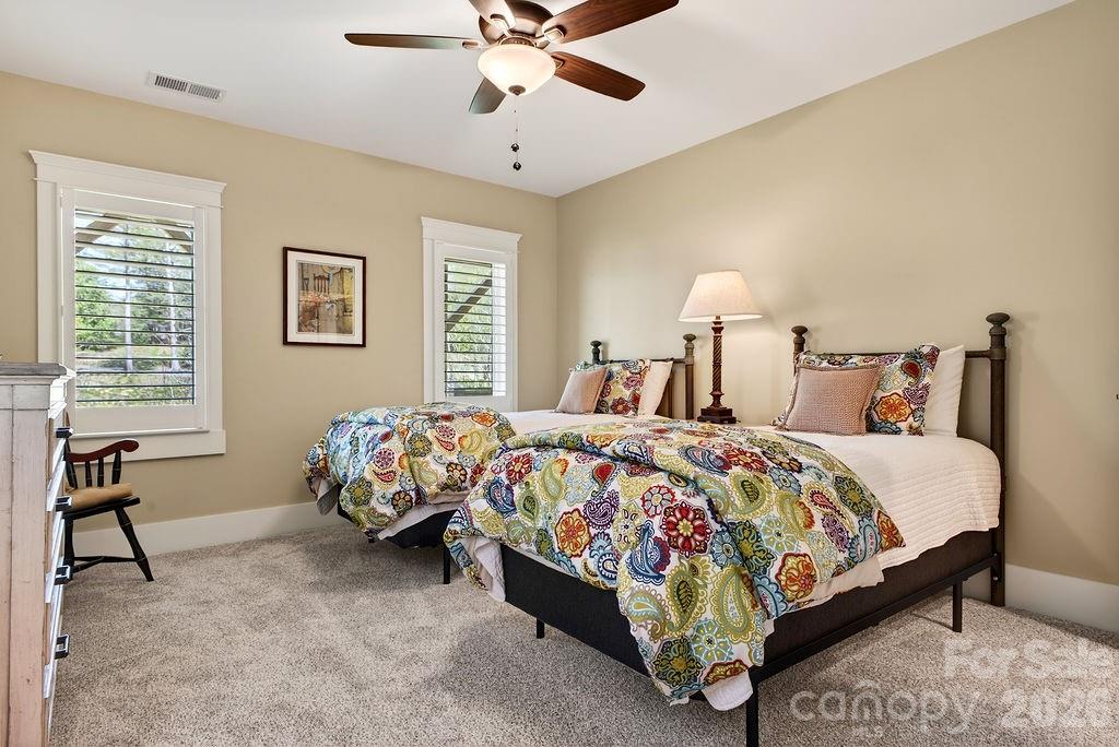 Cummings Cove - Residential