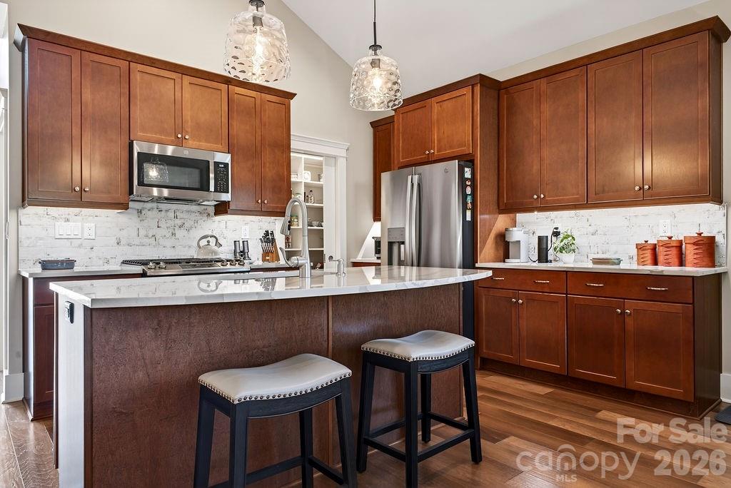 Cummings Cove - Residential