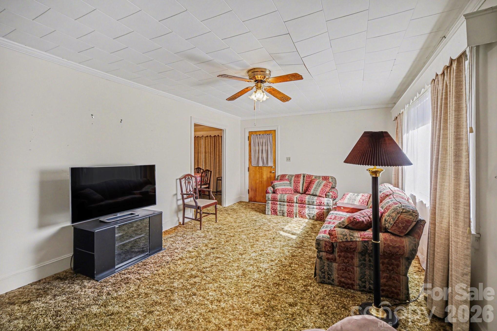 350 Raleigh Street NW