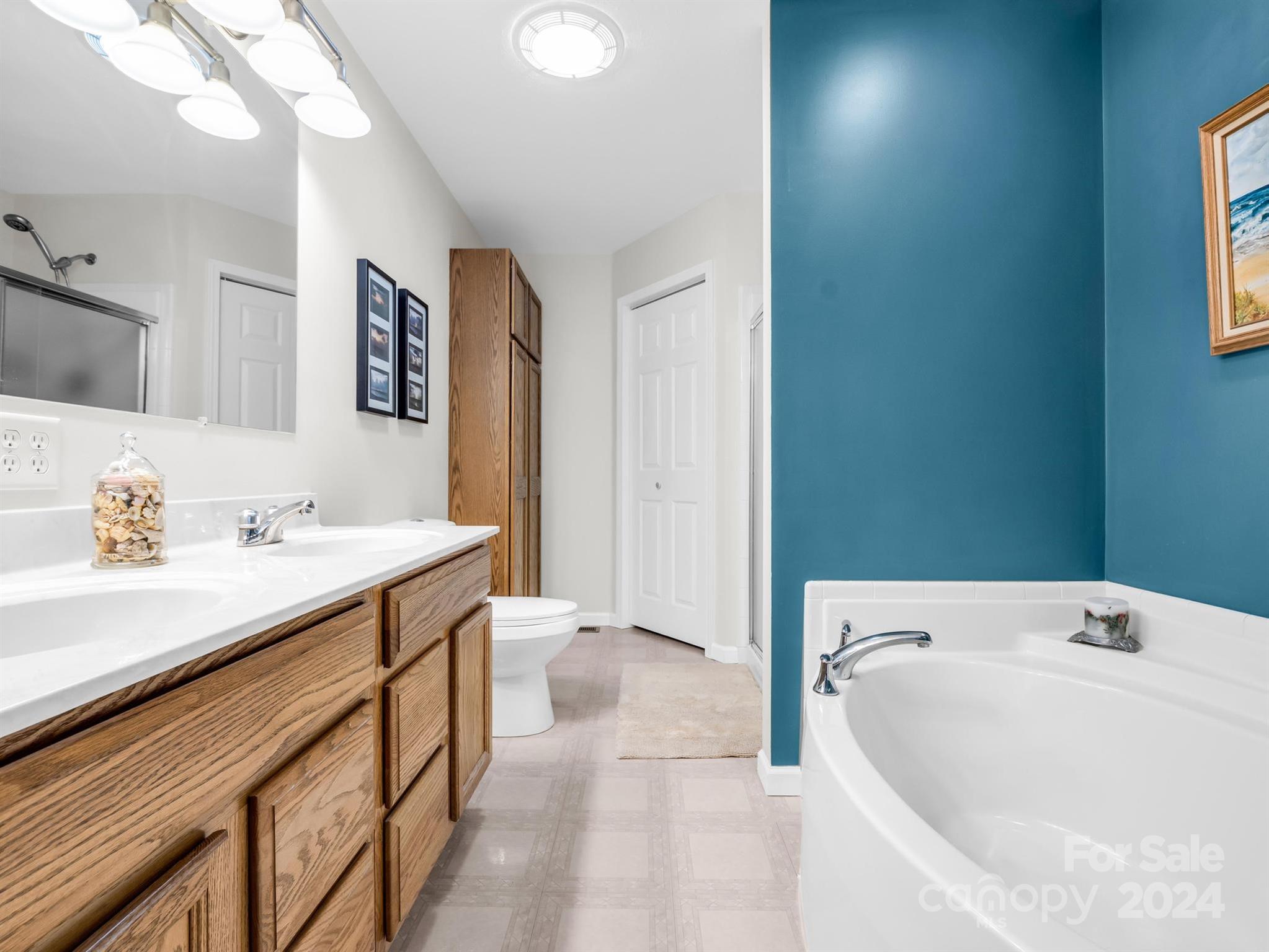 Laurel Lakes - Residential