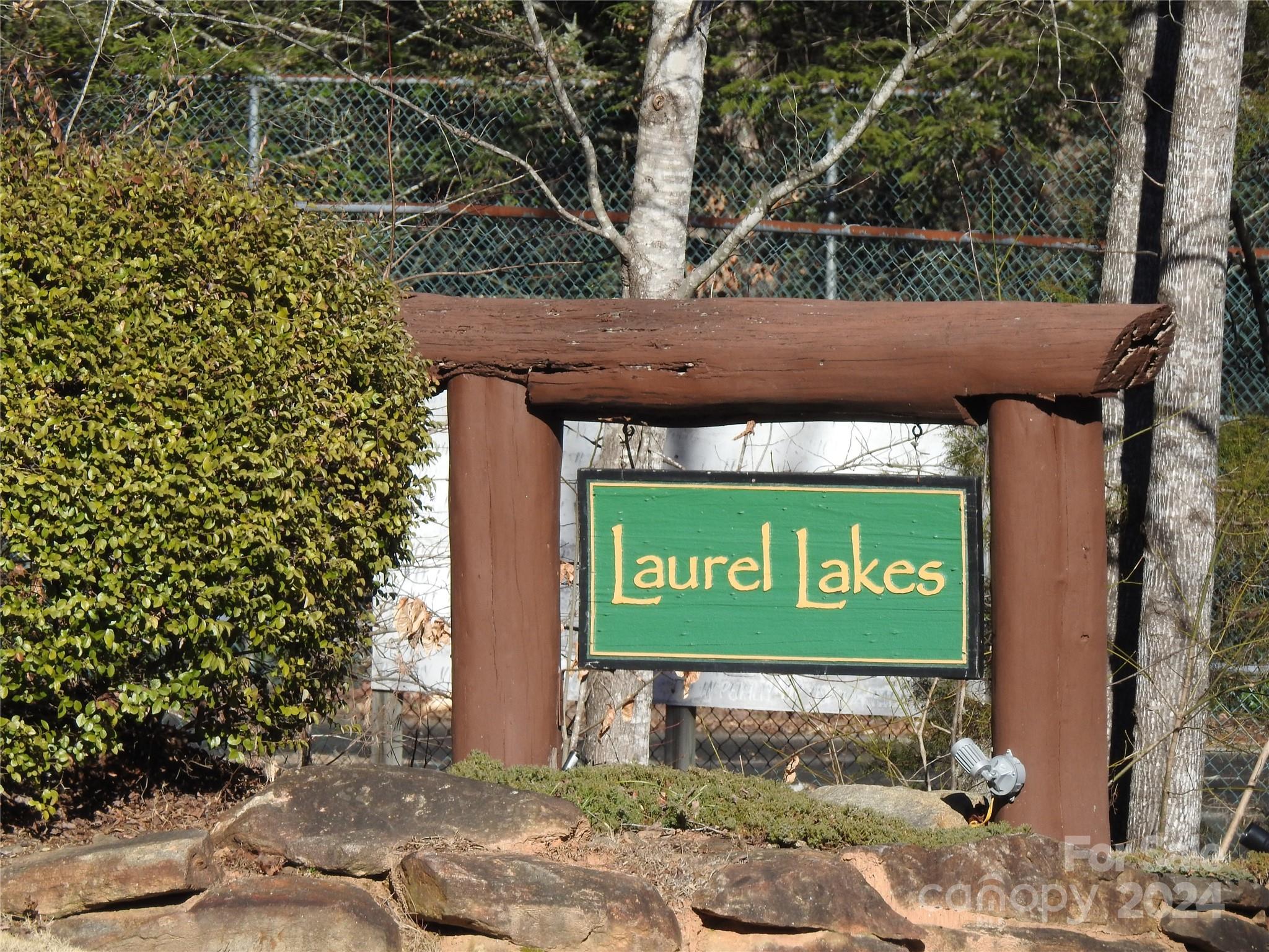 Laurel Lakes - Residential