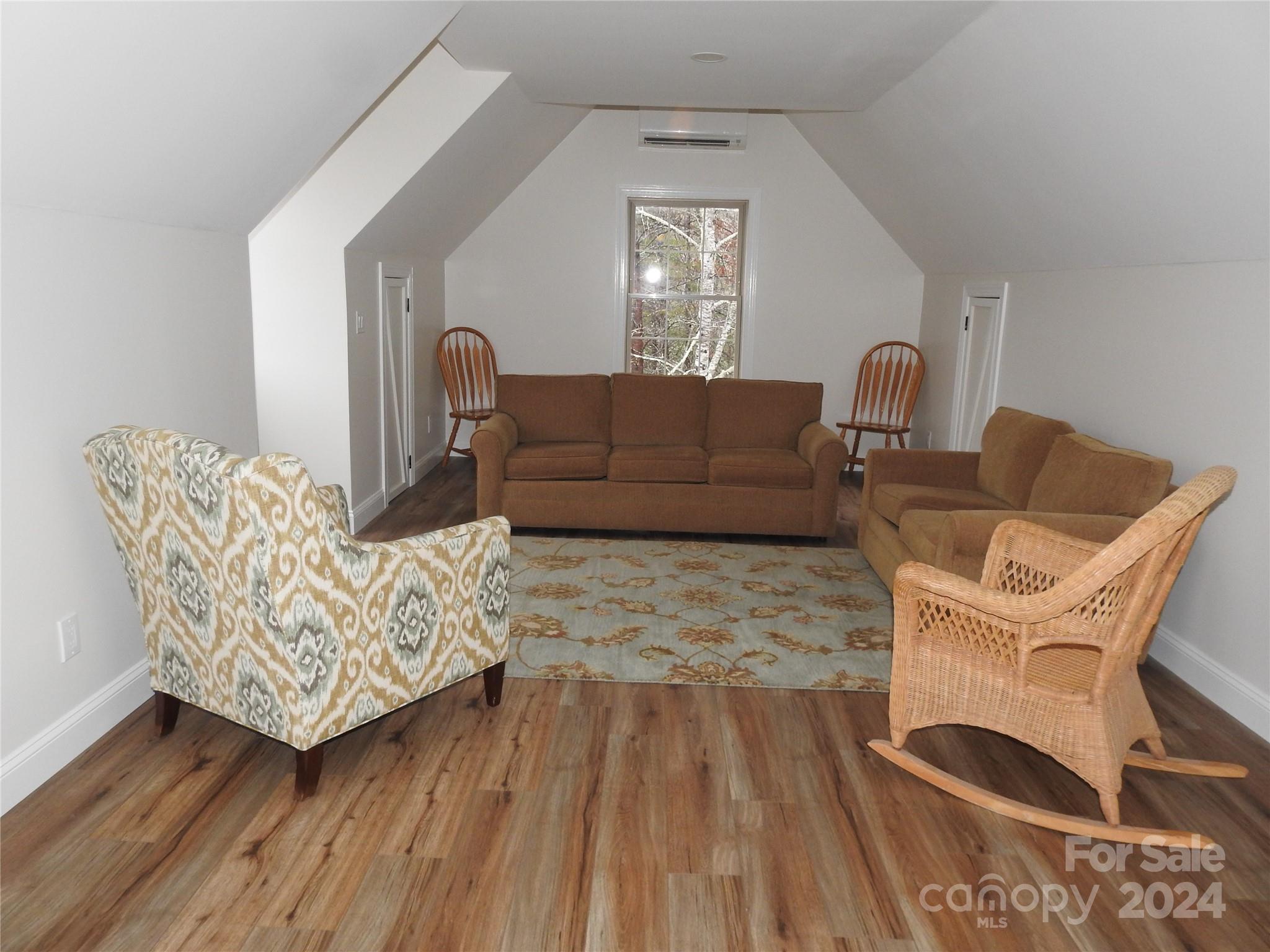 Laurel Lakes - Residential