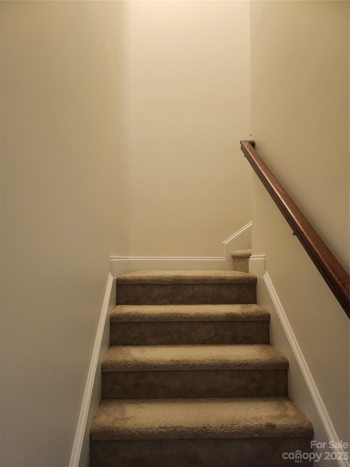 Windsor Hall - Residential
