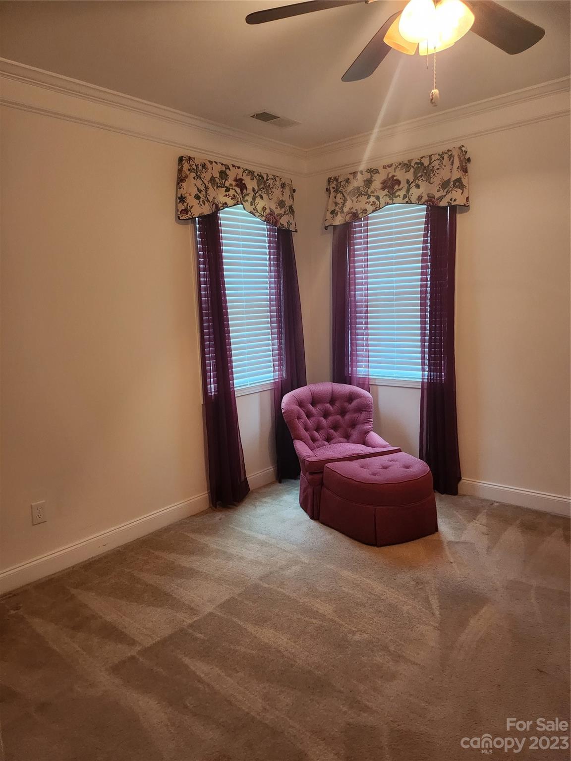 Windsor Hall - Residential