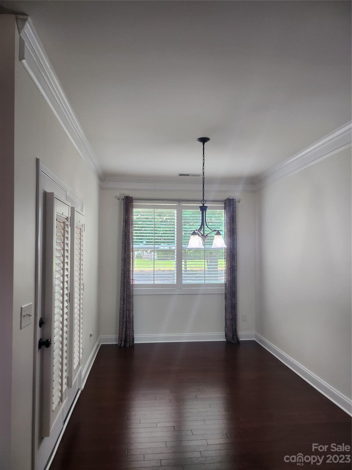 Windsor Hall - Residential