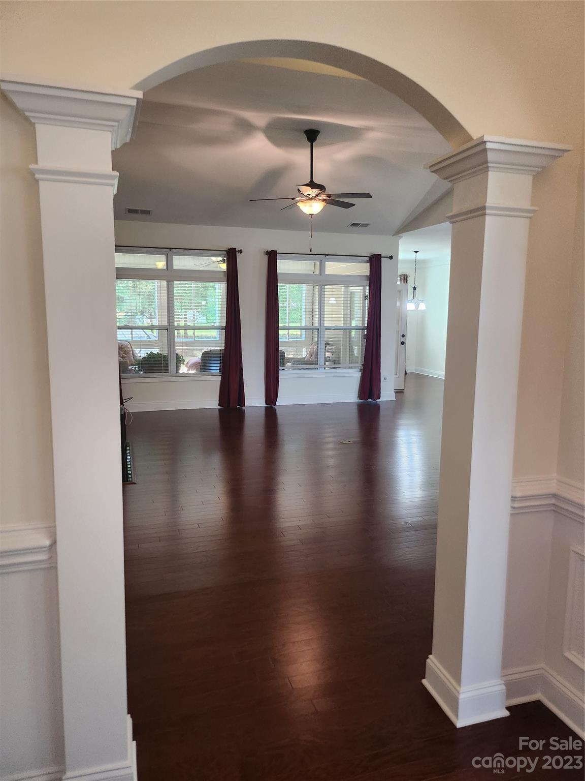 Windsor Hall - Residential