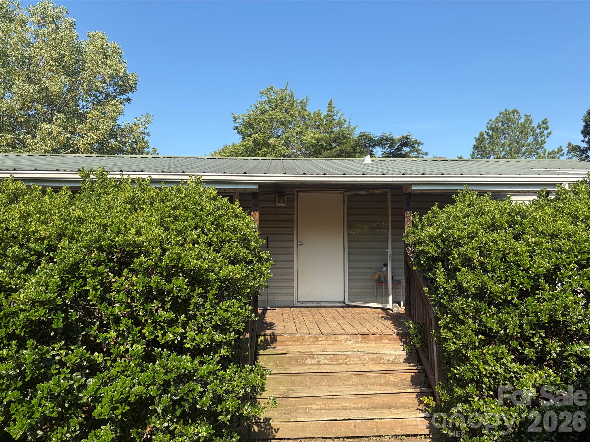 6006 Vanderhorst Drive