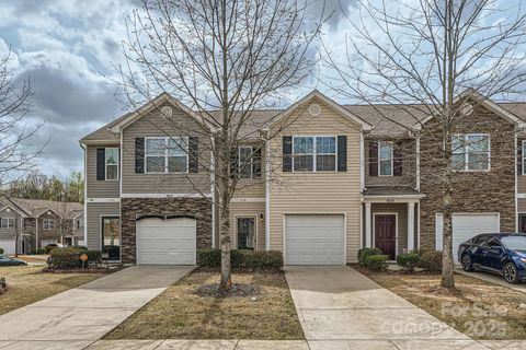 9035 Bradstreet Commons Way Charlotte NC 28215