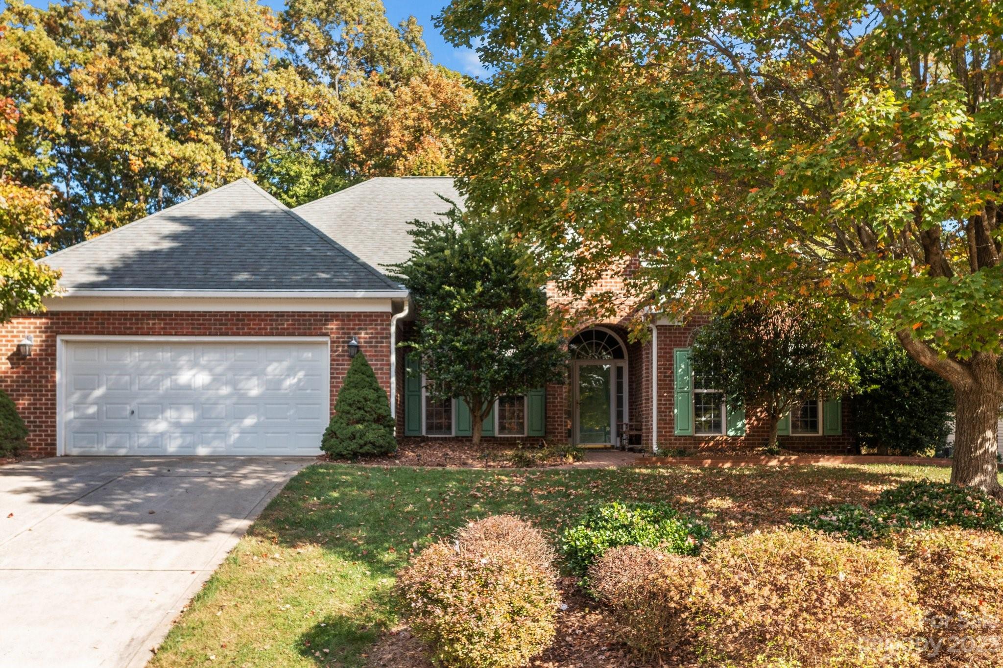 Gates at Waterside - Residential