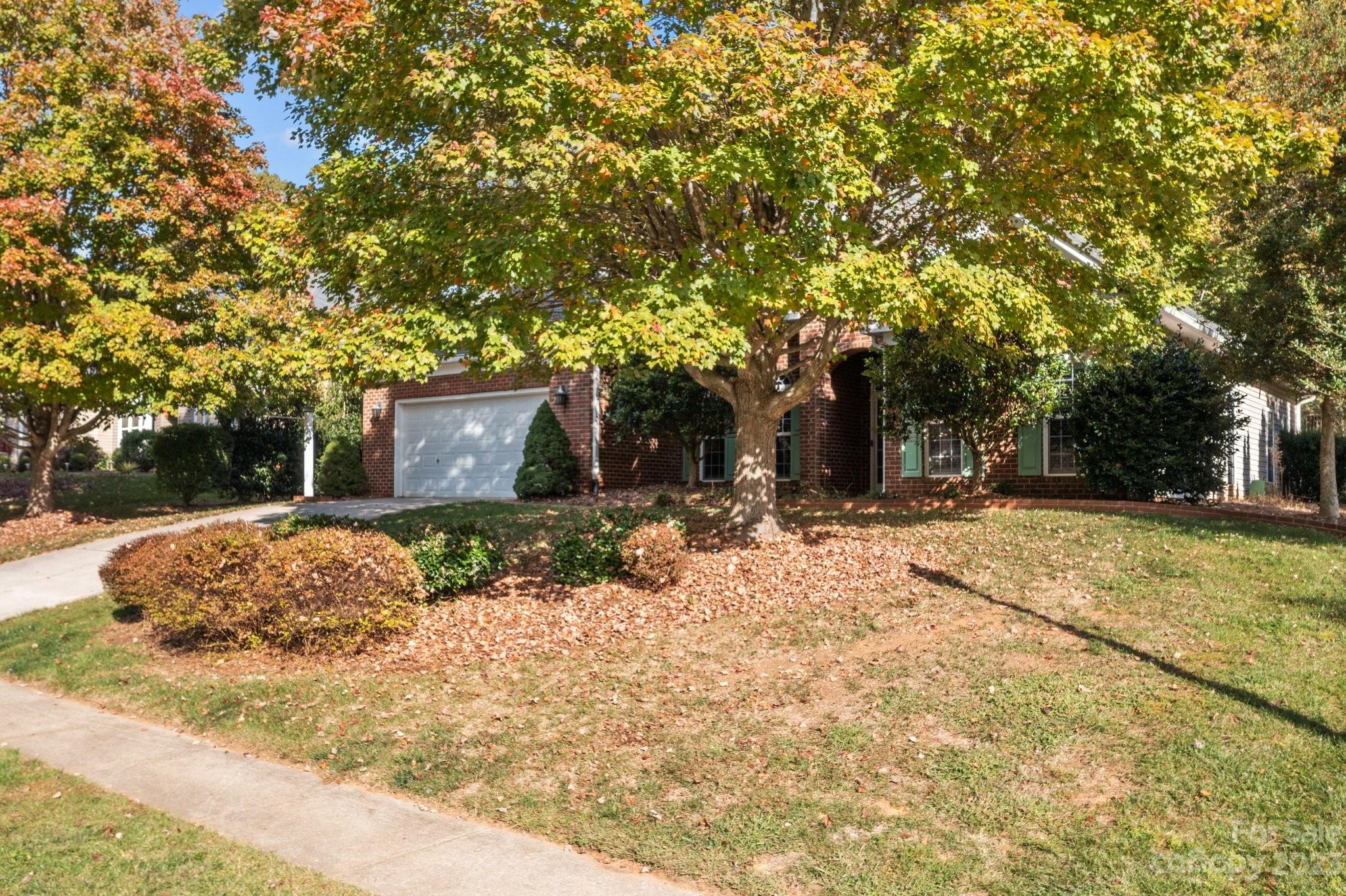 Gates at Waterside - Residential