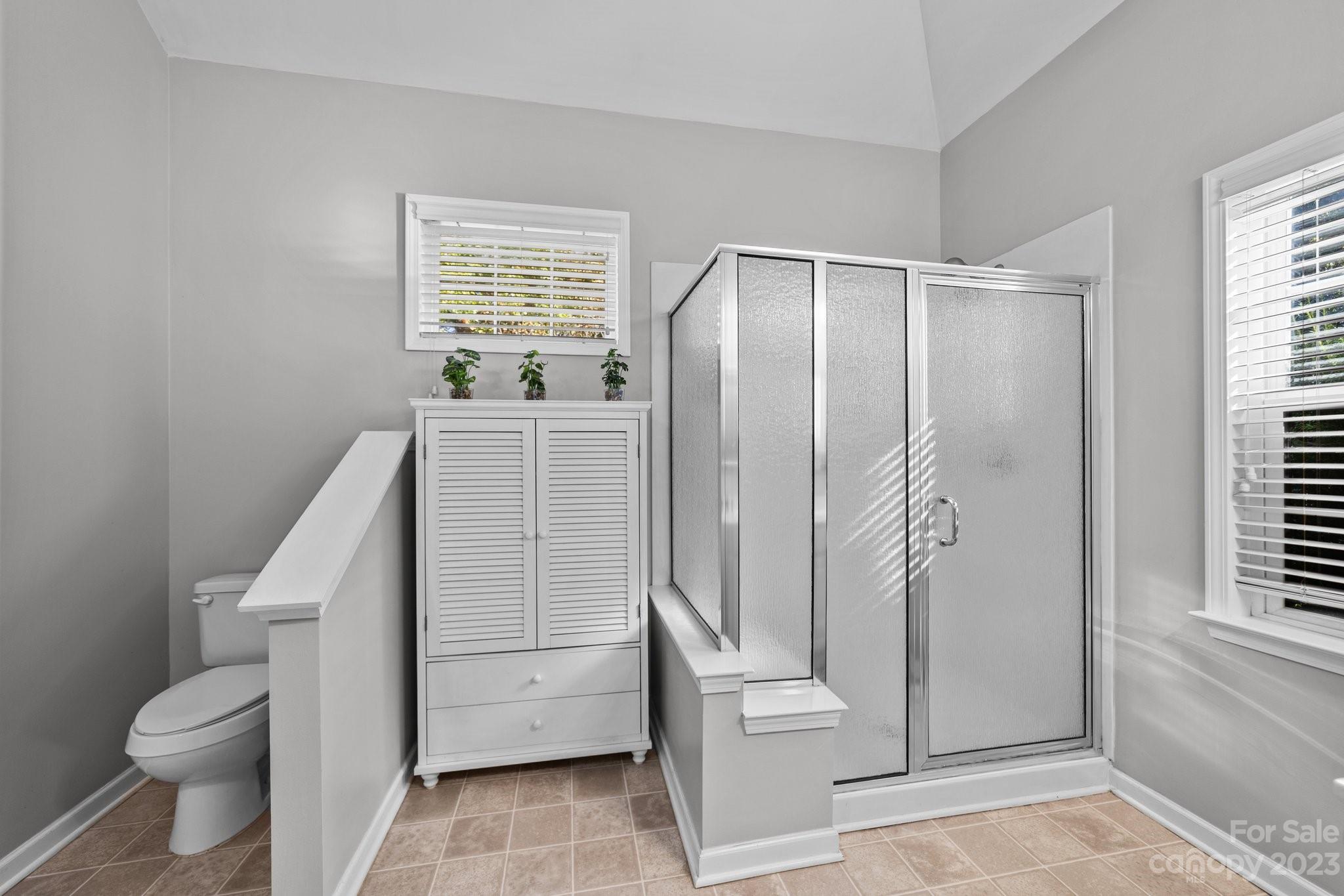 Gates at Waterside - Residential