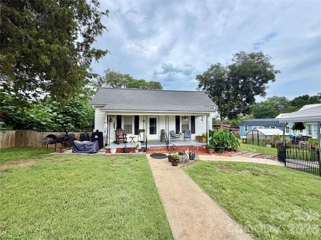 45 Alexander Road, photo 2 of 26
