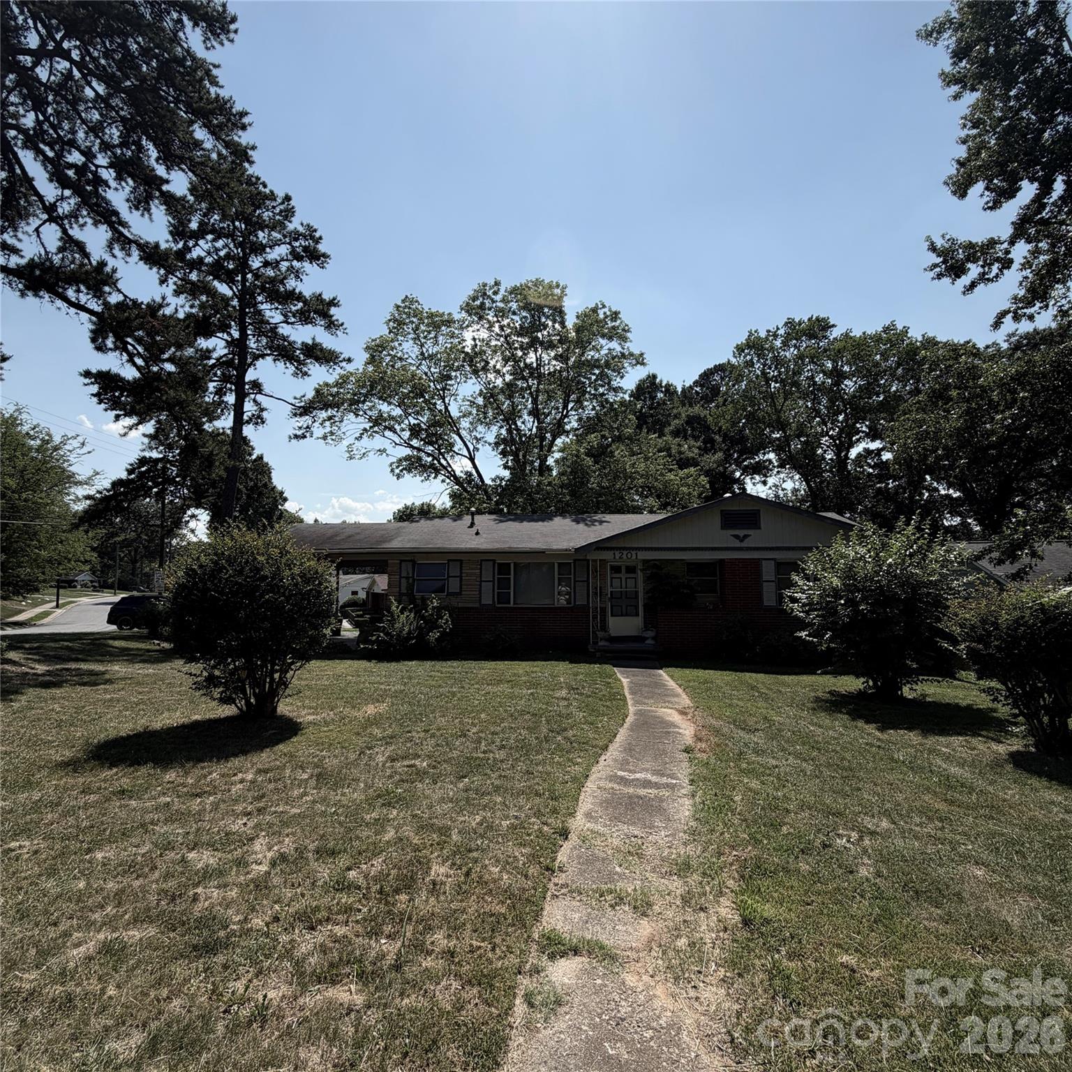 1201 Clanton Road