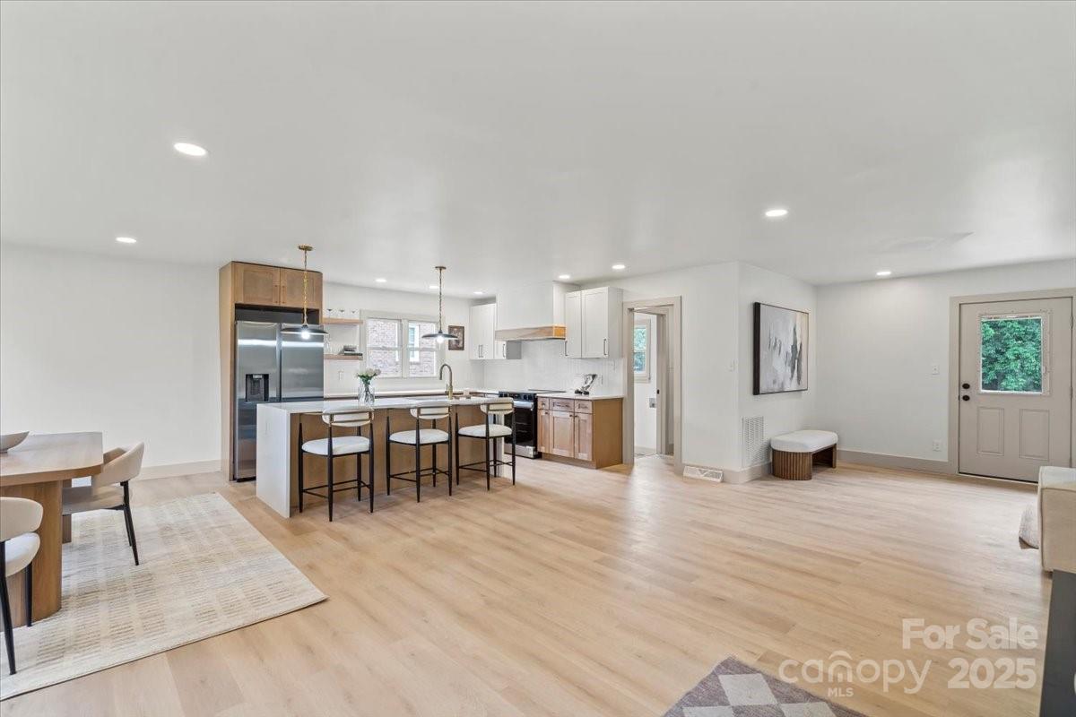 3937 Tamerlane Drive