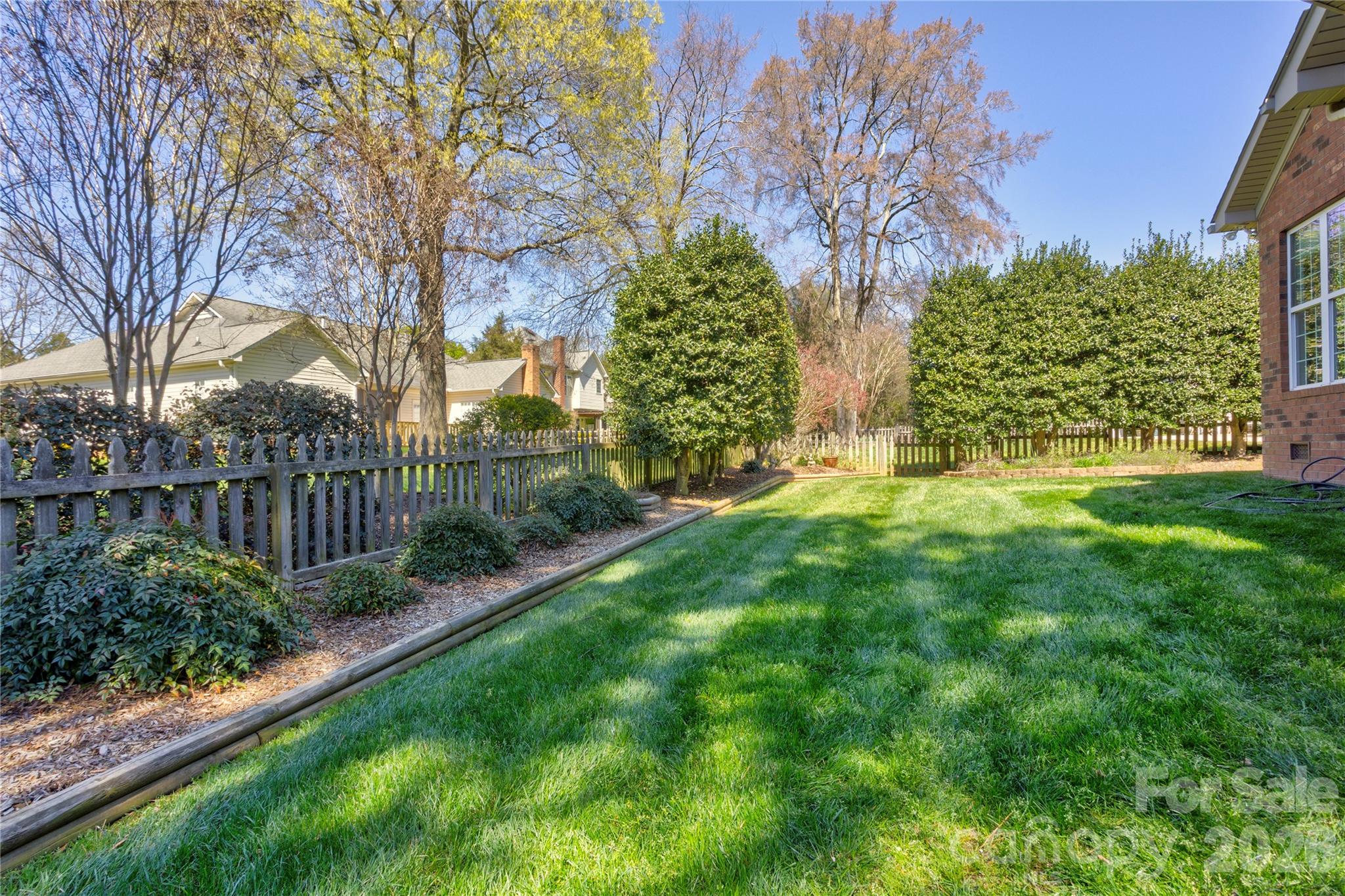 Gable Oaks - Residential