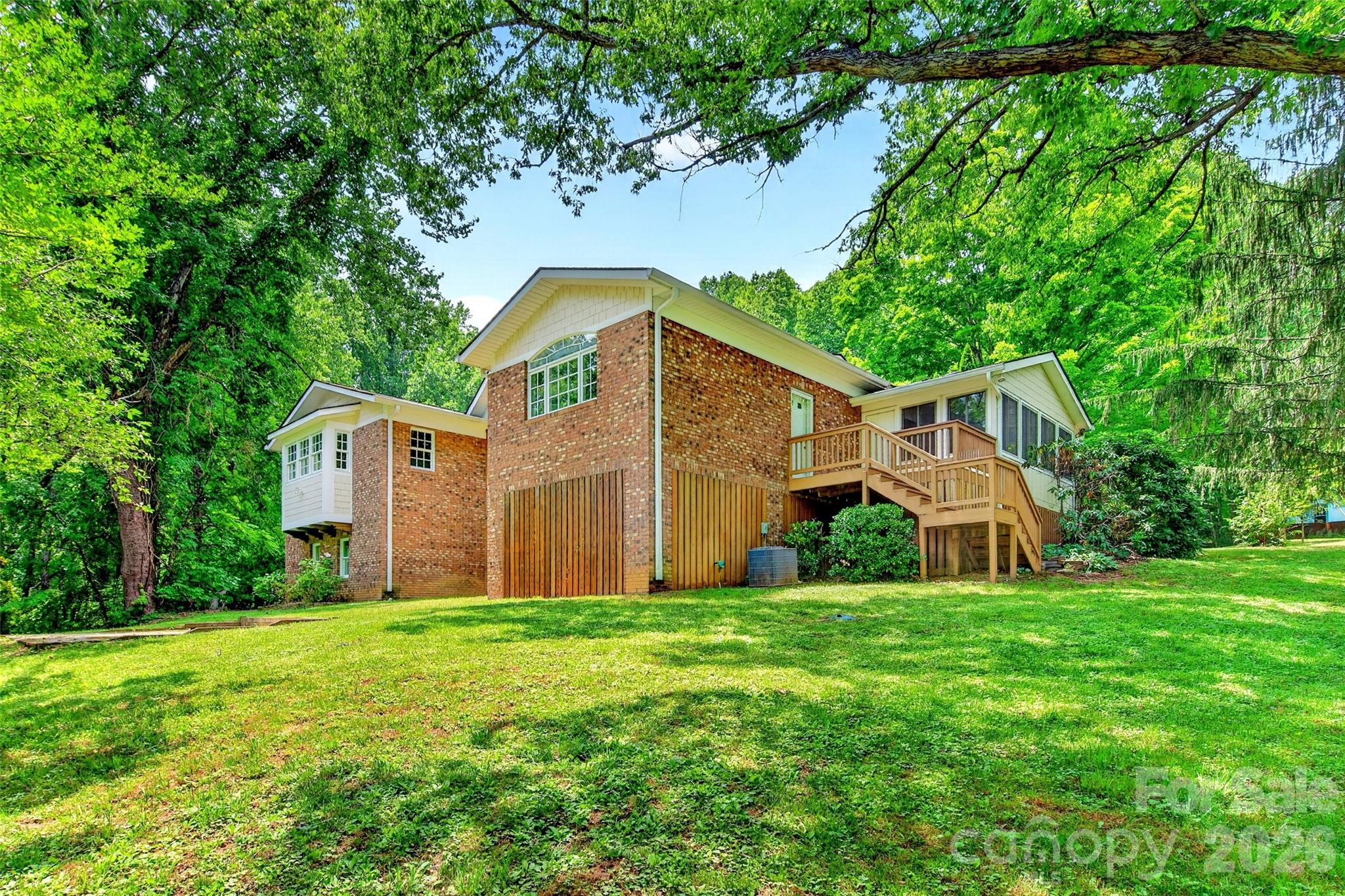 104 Valley Vista Drive