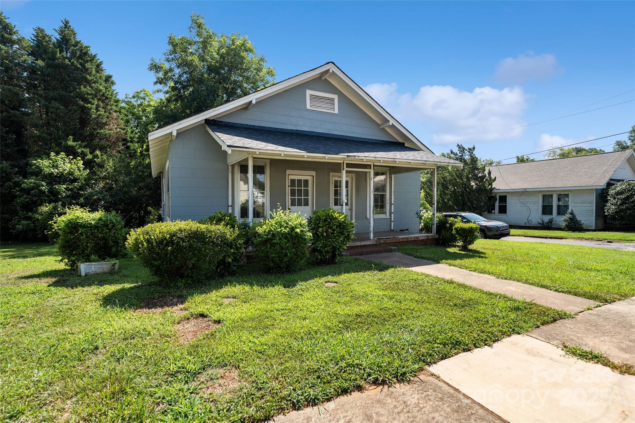 404 Community Street