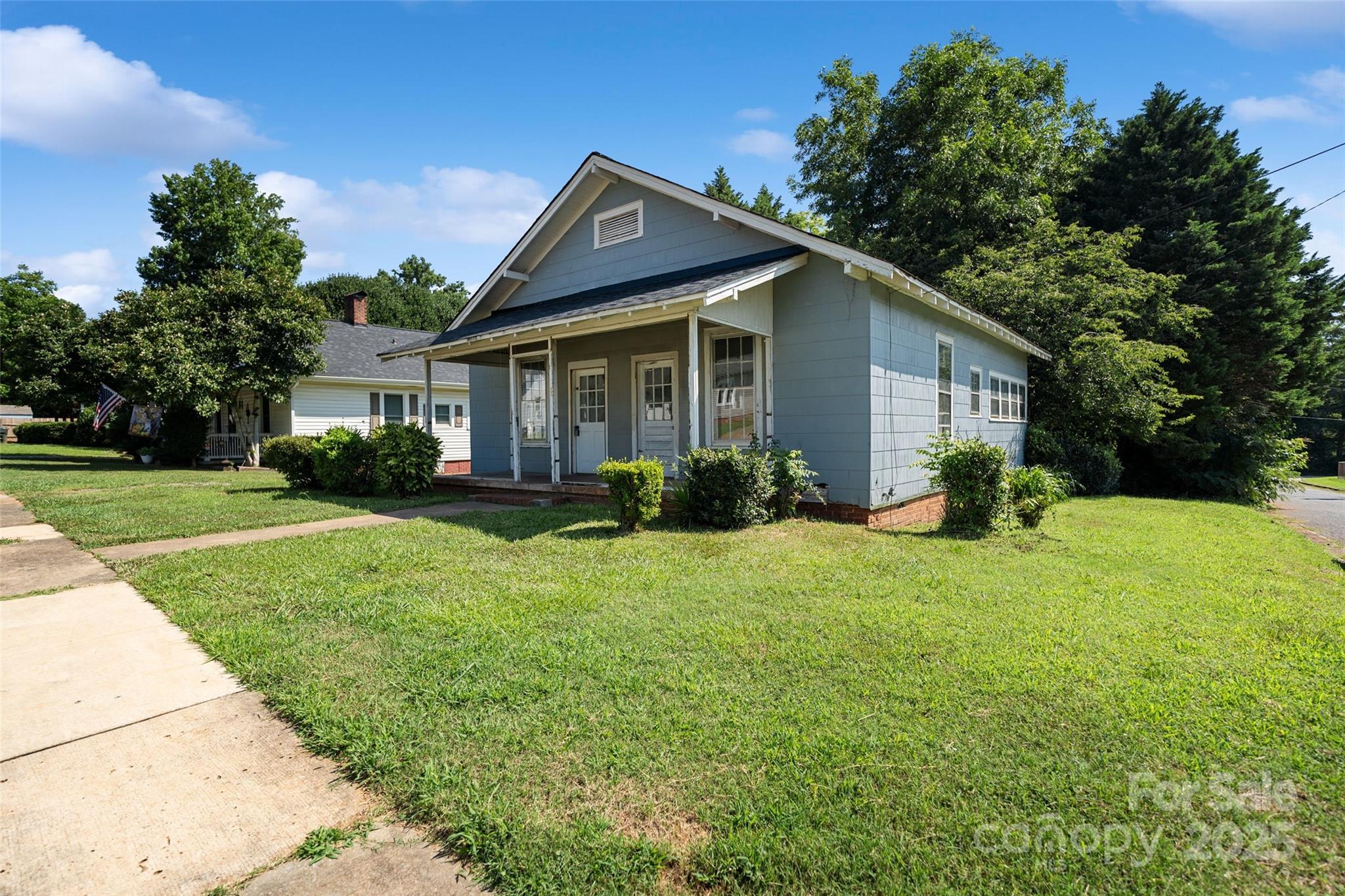 404 Community Street