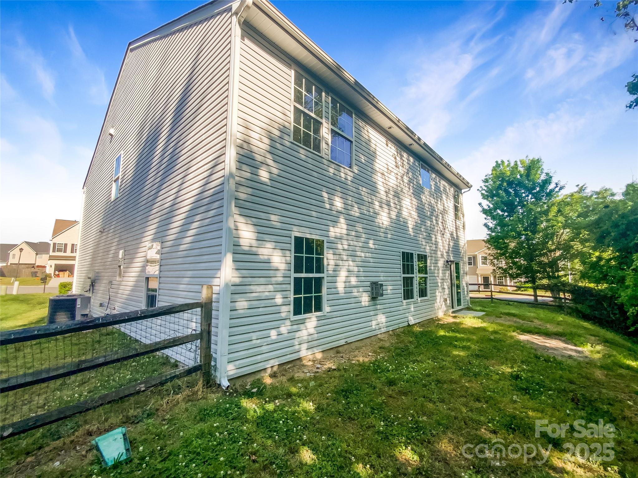 Houston Hills - Residential