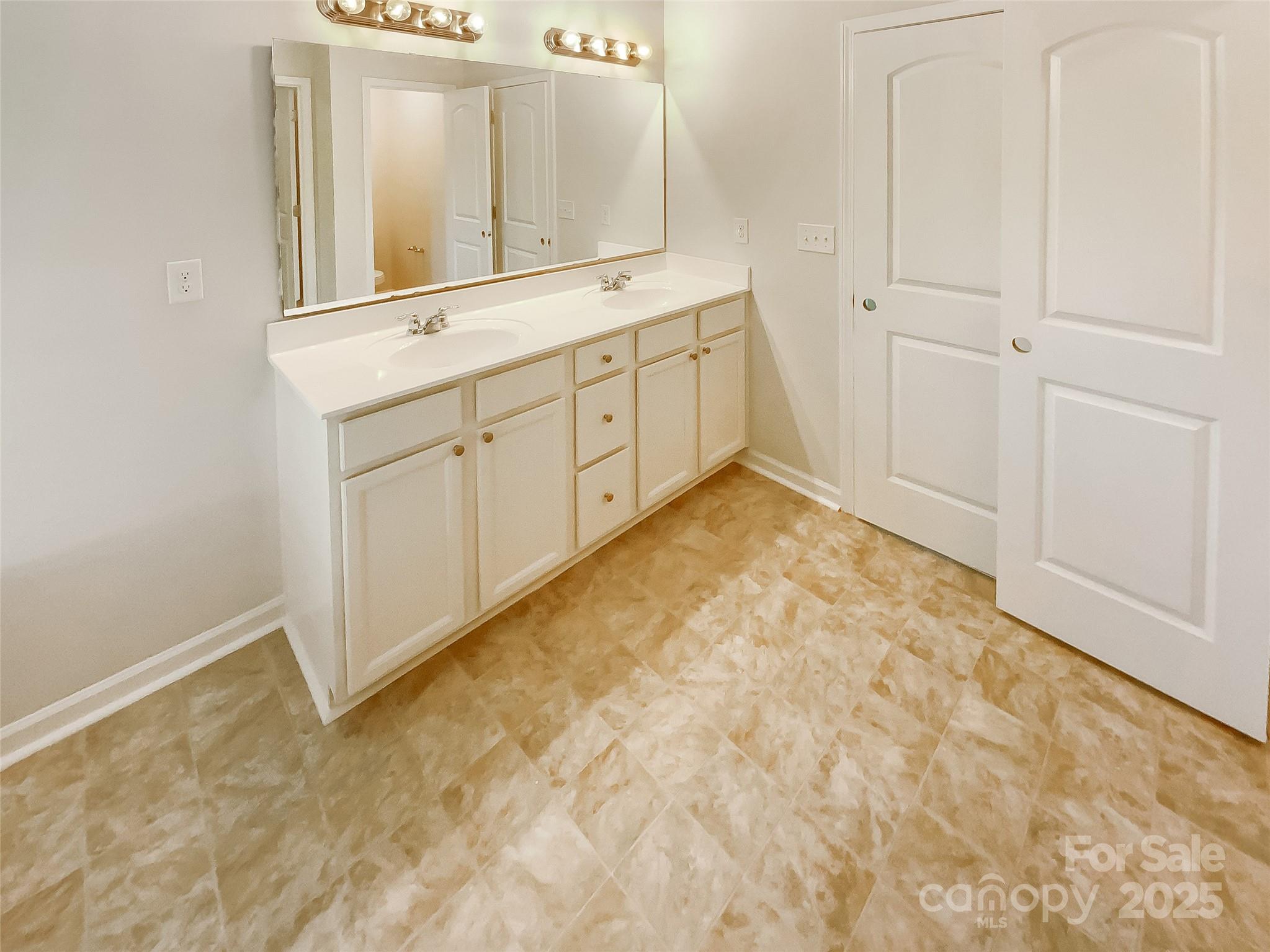 Houston Hills - Residential