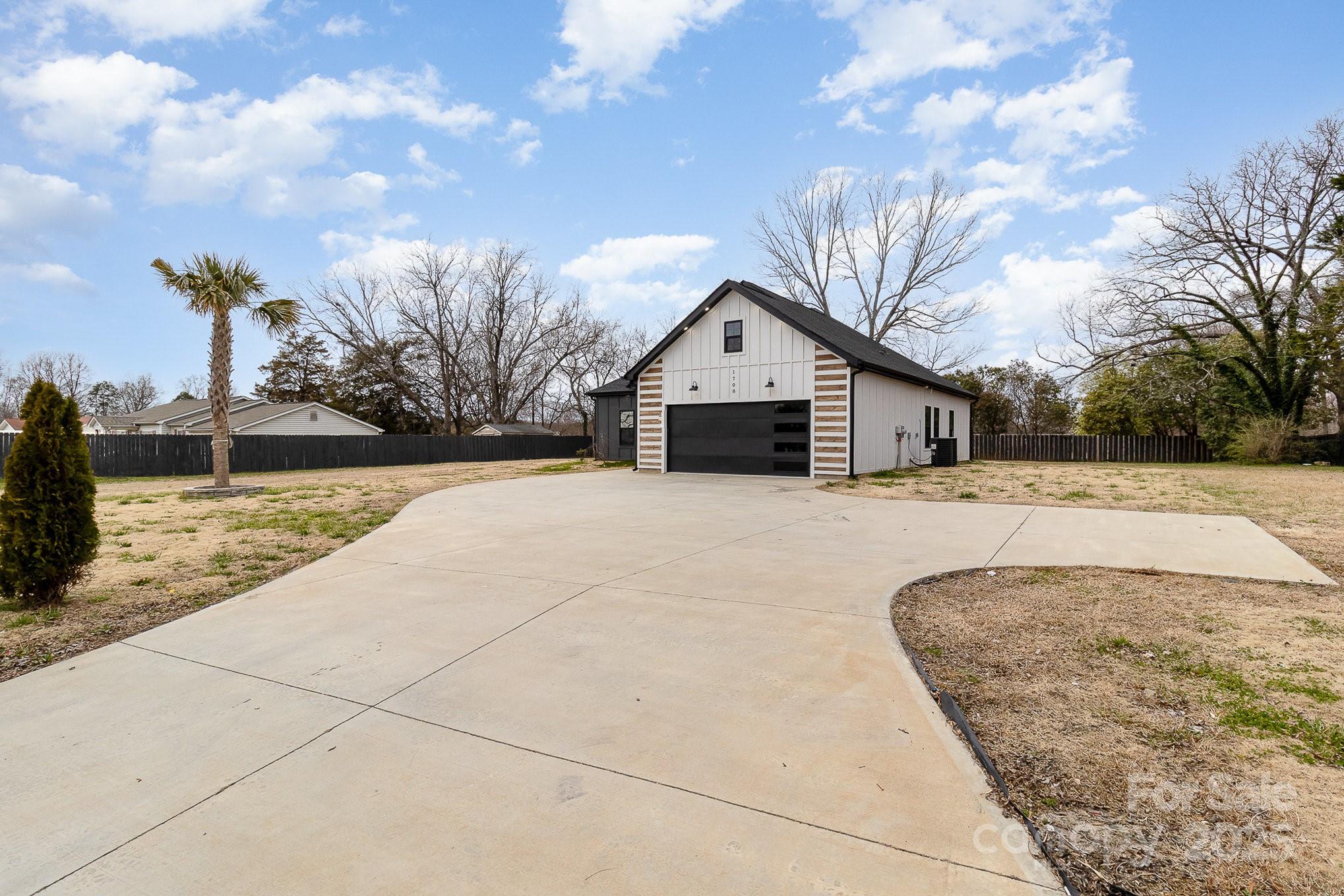 1708 Old Georgia Highway