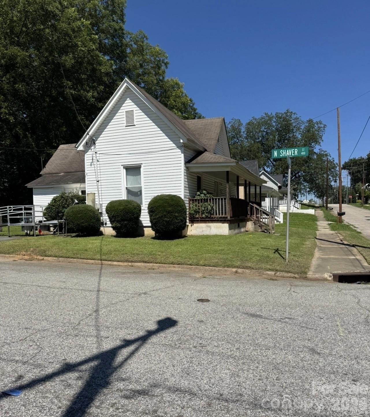 429 E Cemetery Street