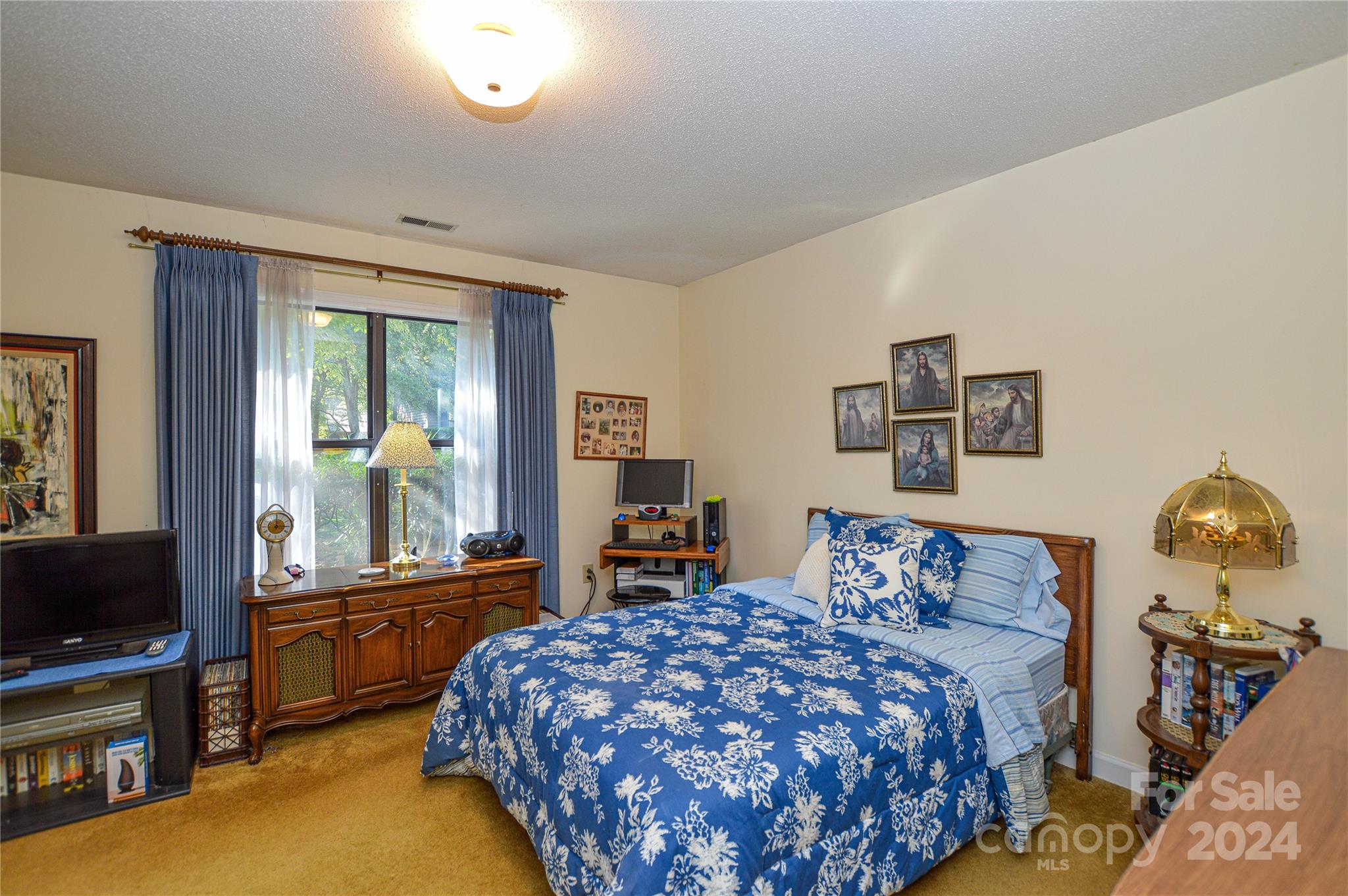 Dogwood Hills - Residential