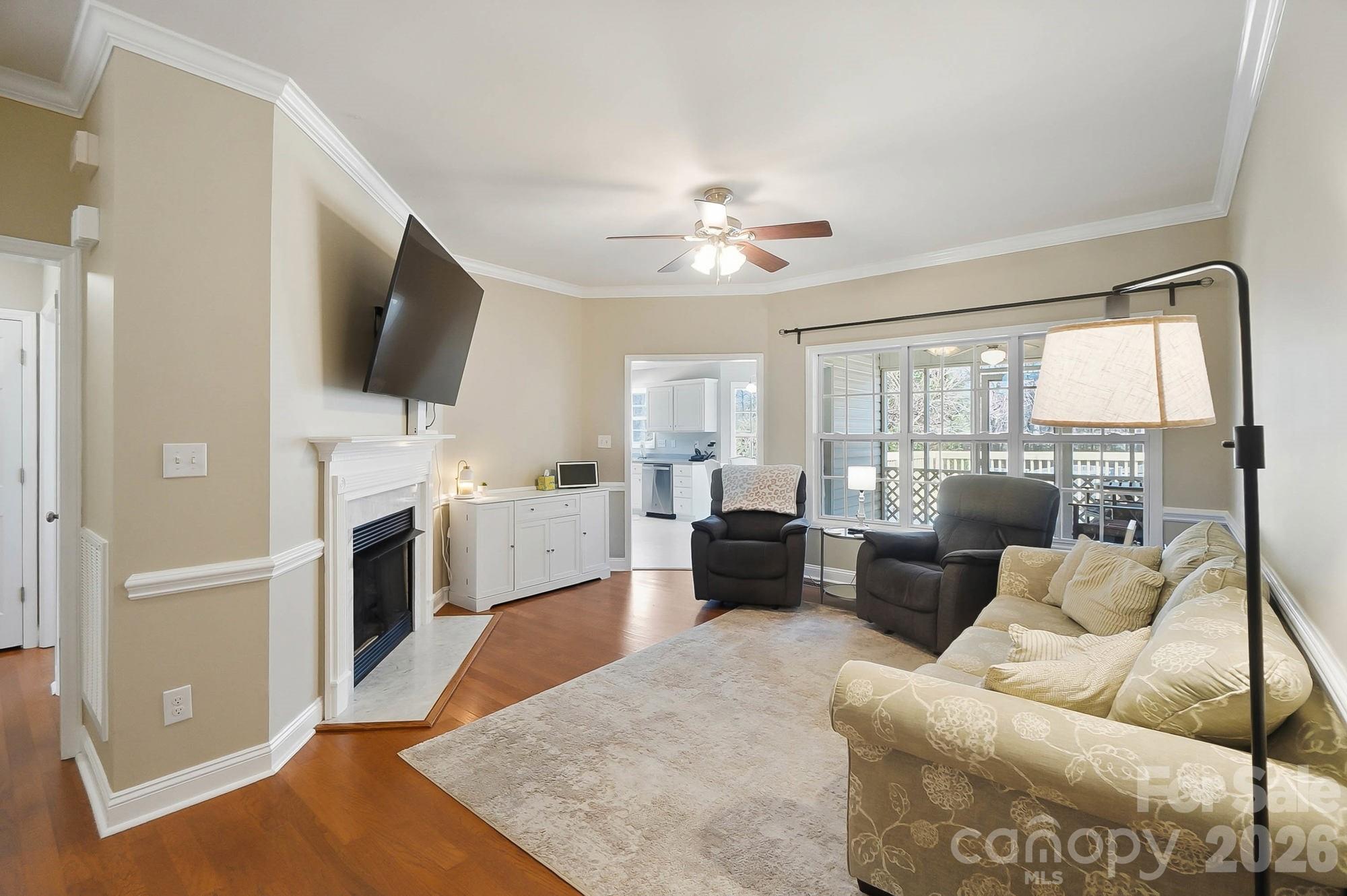 3216 Continental Drive