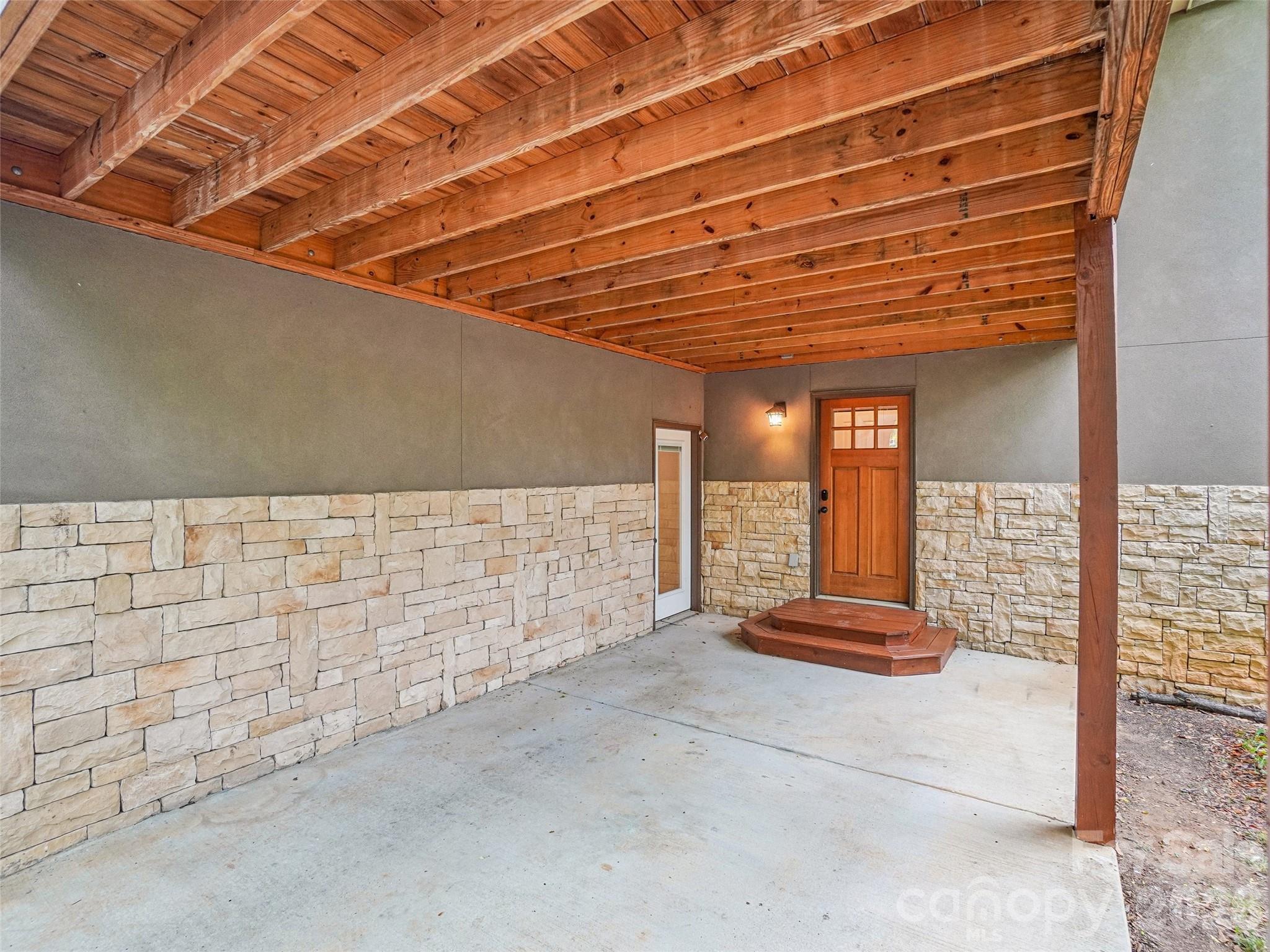 3 Delaware Avenue