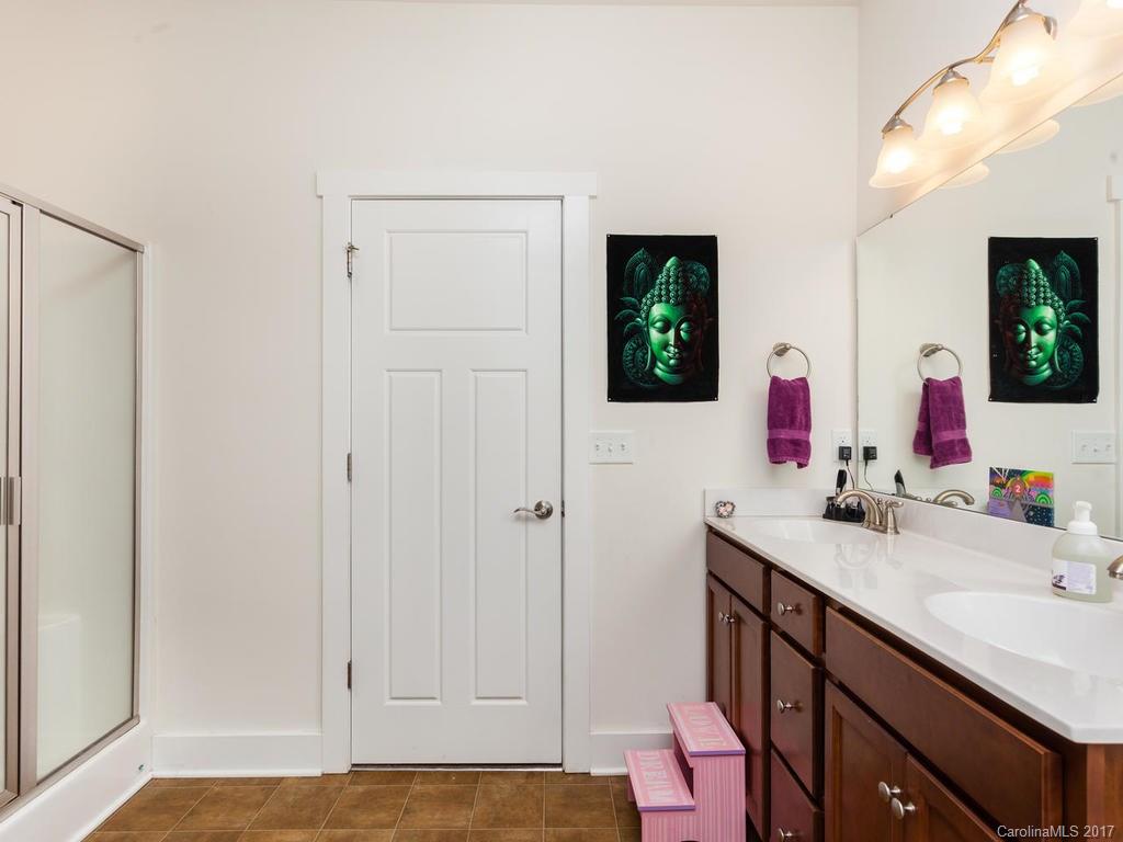 Oakley Cottages - Residential