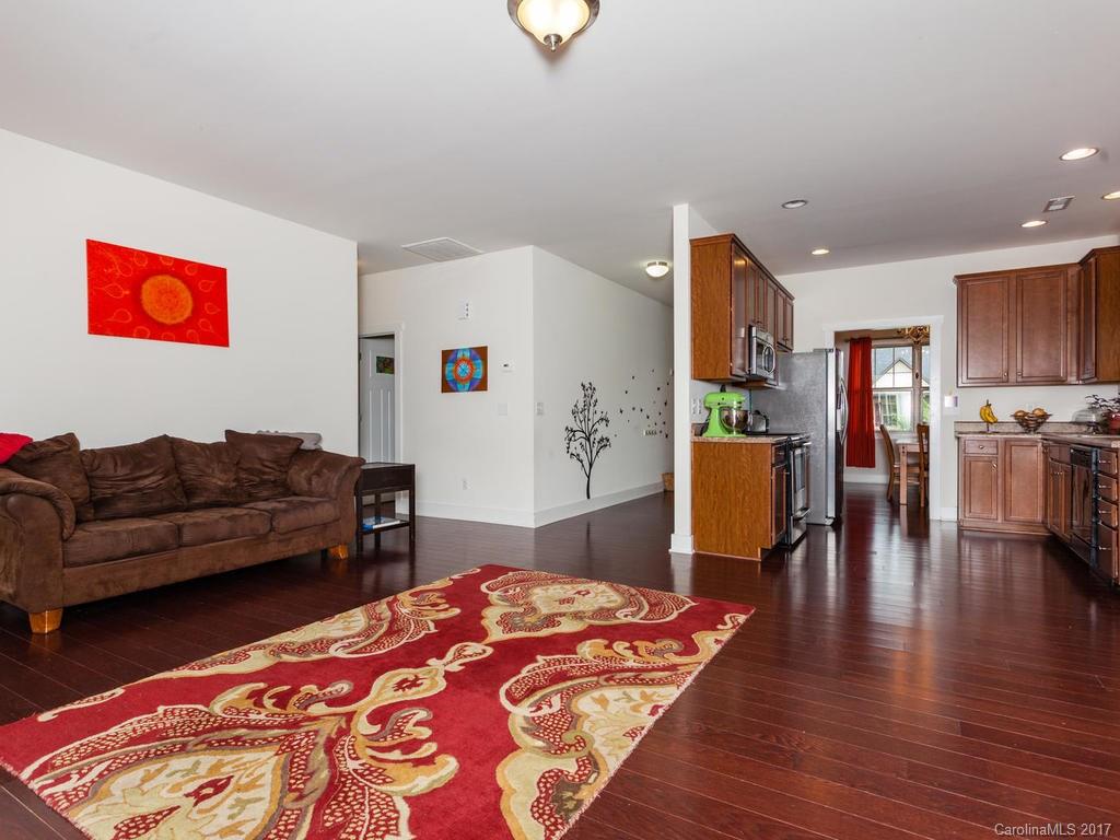 Oakley Cottages - Residential