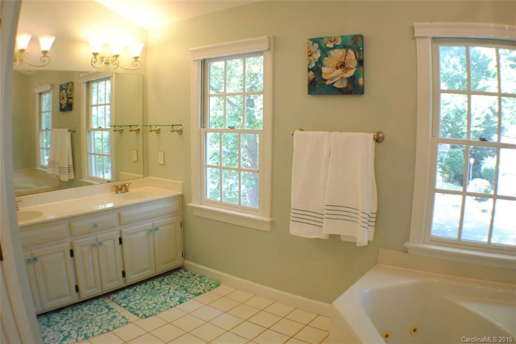 Davis Lake - Residential