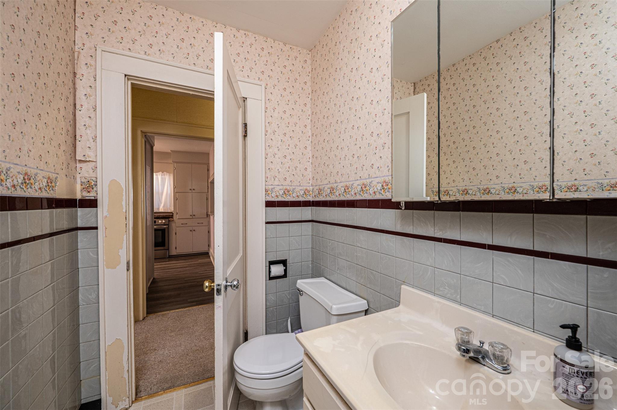 Country Club Estates - Residential