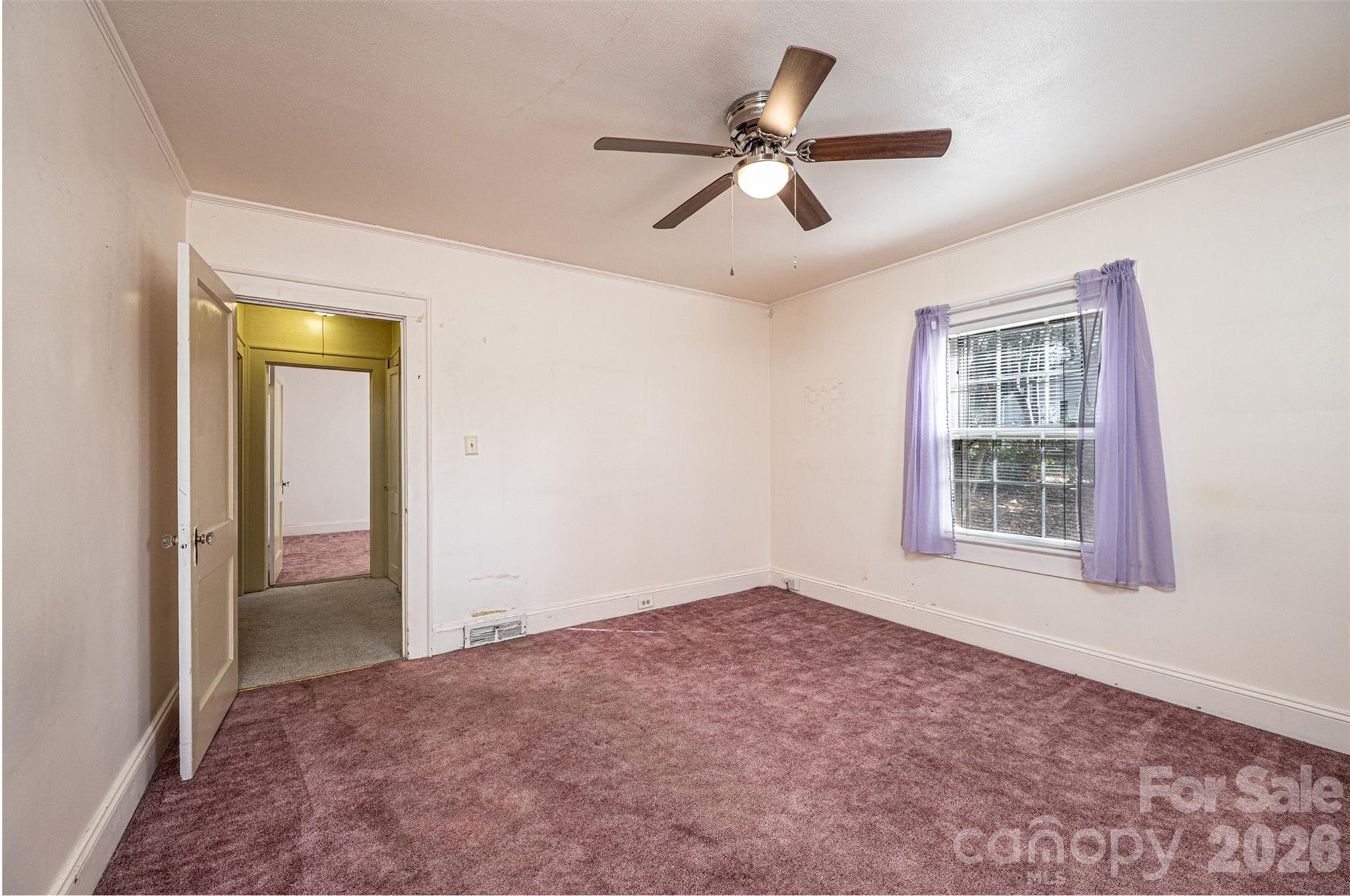 Country Club Estates - Residential