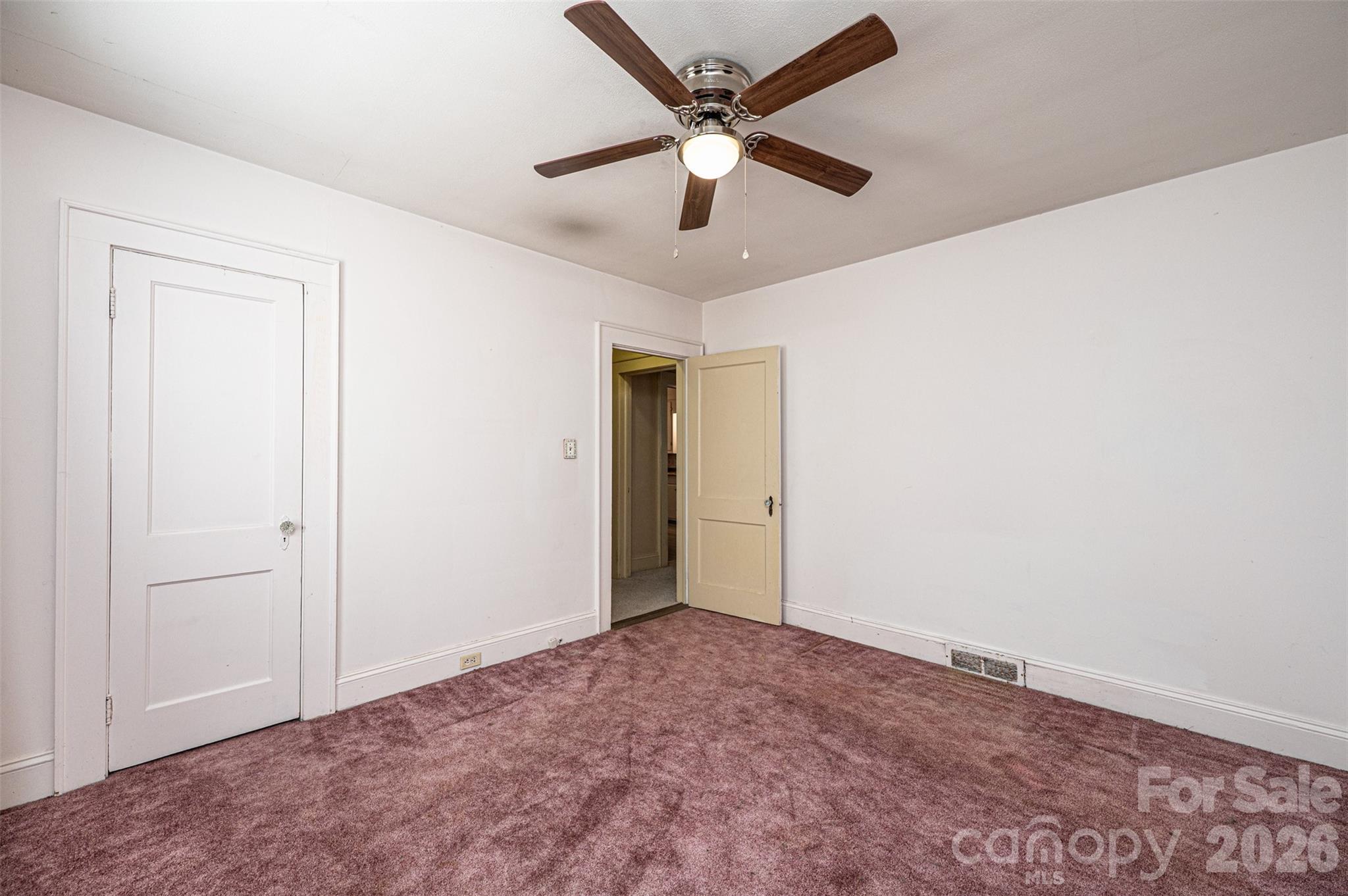 Country Club Estates - Residential