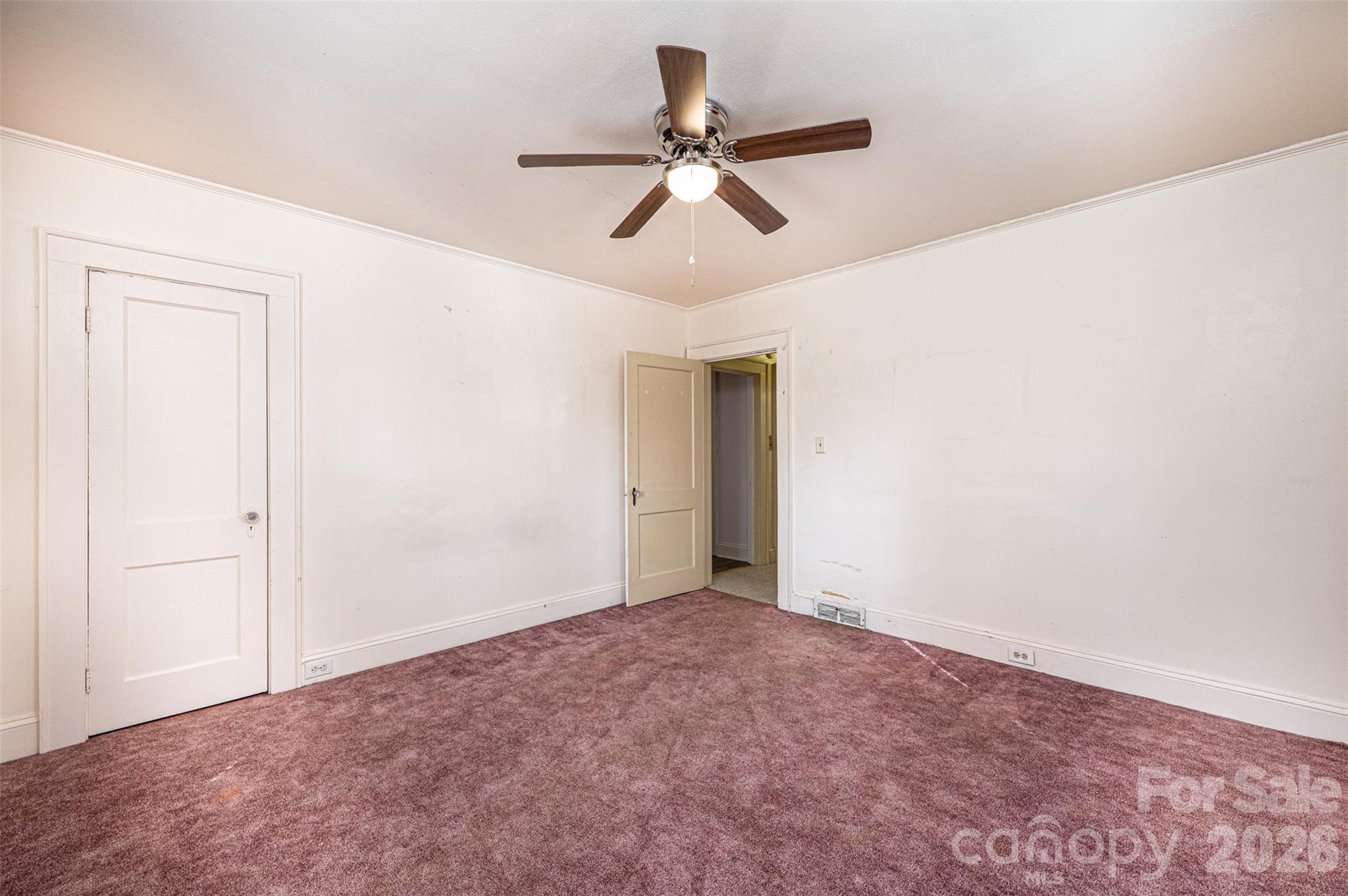 Country Club Estates - Residential