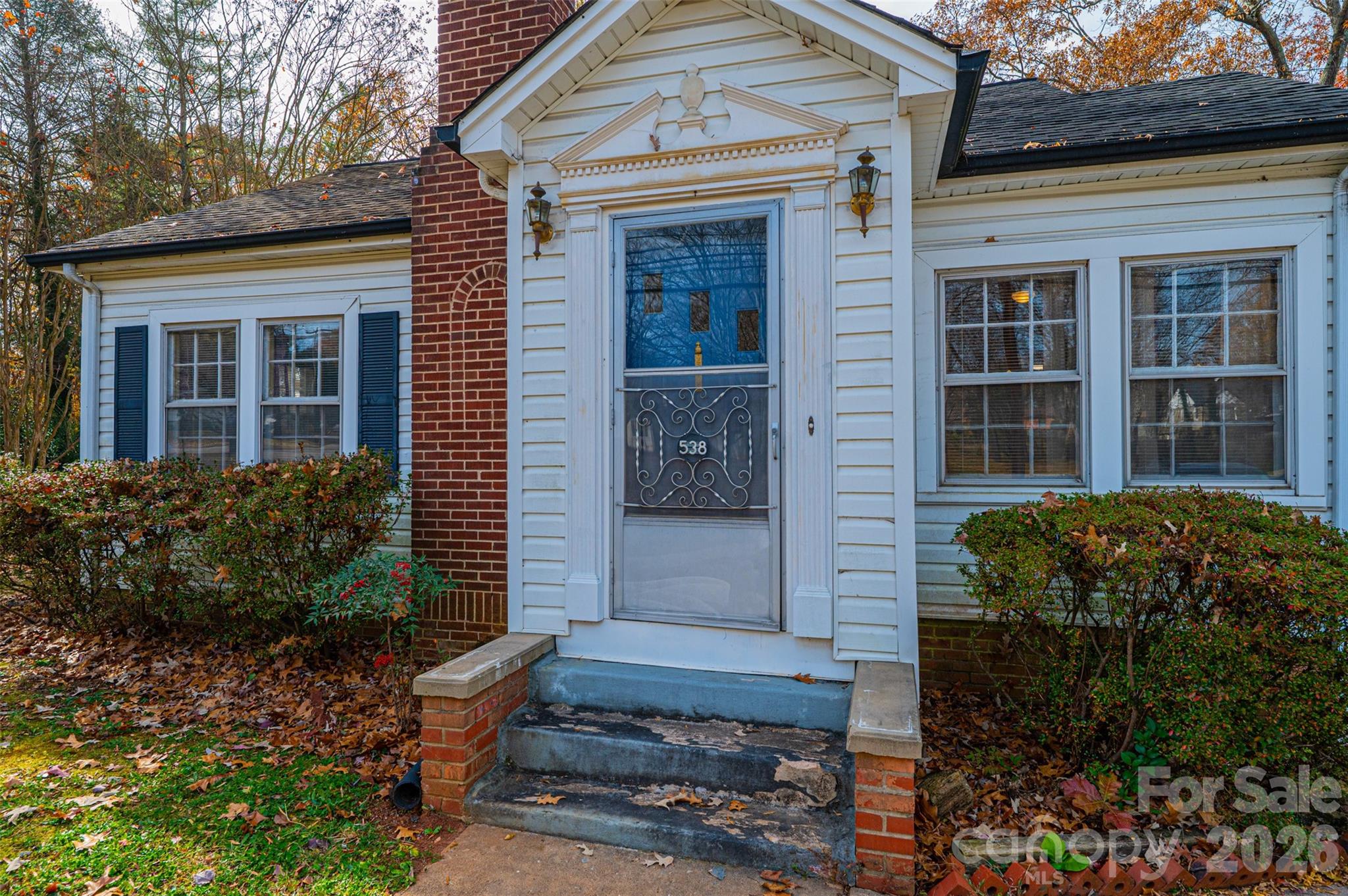 Country Club Estates - Residential