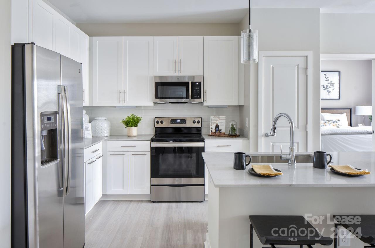 Charlotte, North Carolina 28262, United States, 1 Bedroom Bedrooms, ,1 BathroomBathrooms,Residential,Active,39034