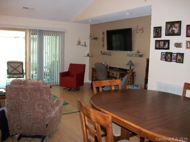 Llama Vista - Residential