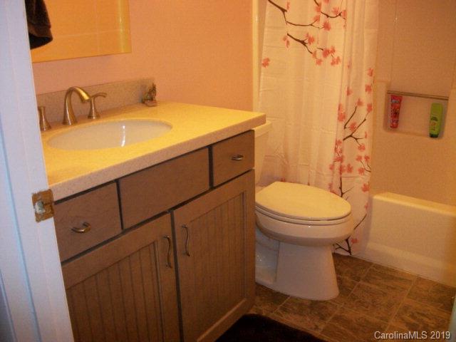 Llama Vista - Residential