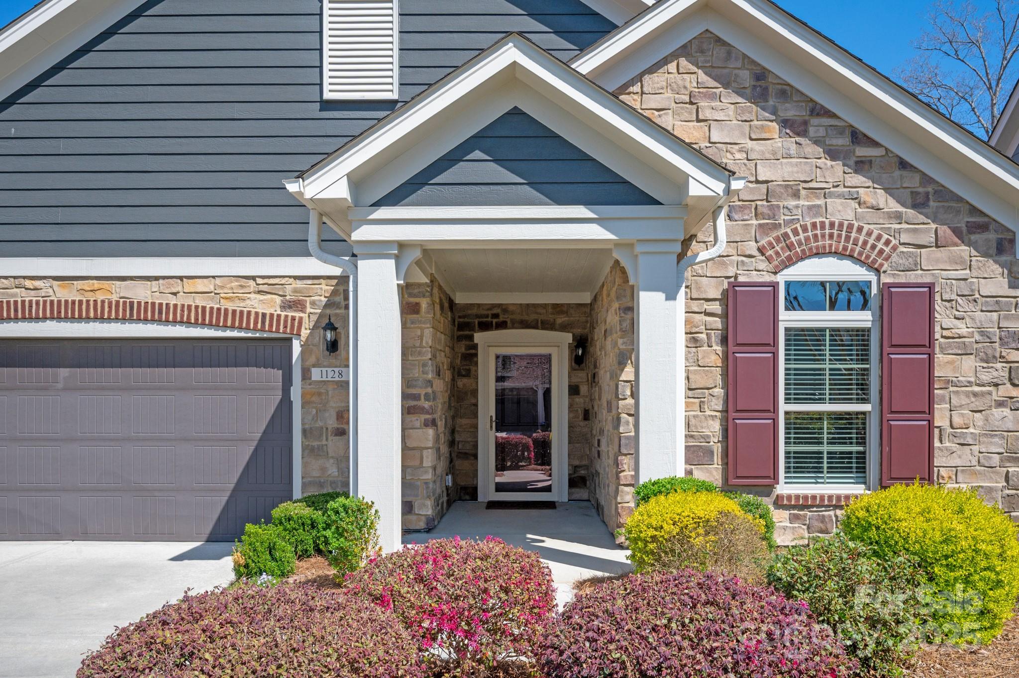 1128 Avalon Place