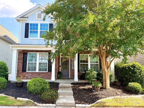 Photo of 16523 Landen Forest Lane, Davidson, NC 28036 (MLS # 4421792)
