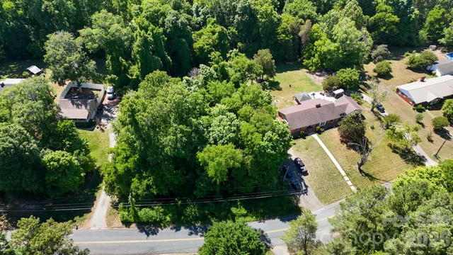14 Arbor Drive, photo 4 of 16