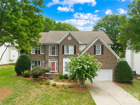 Photo of 12338 Willingdon Road, Huntersville, NC 28078 (MLS # 4404461)