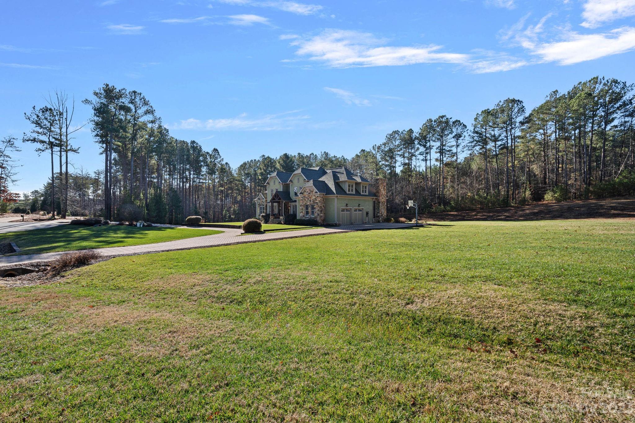 Falls Cove - Residential