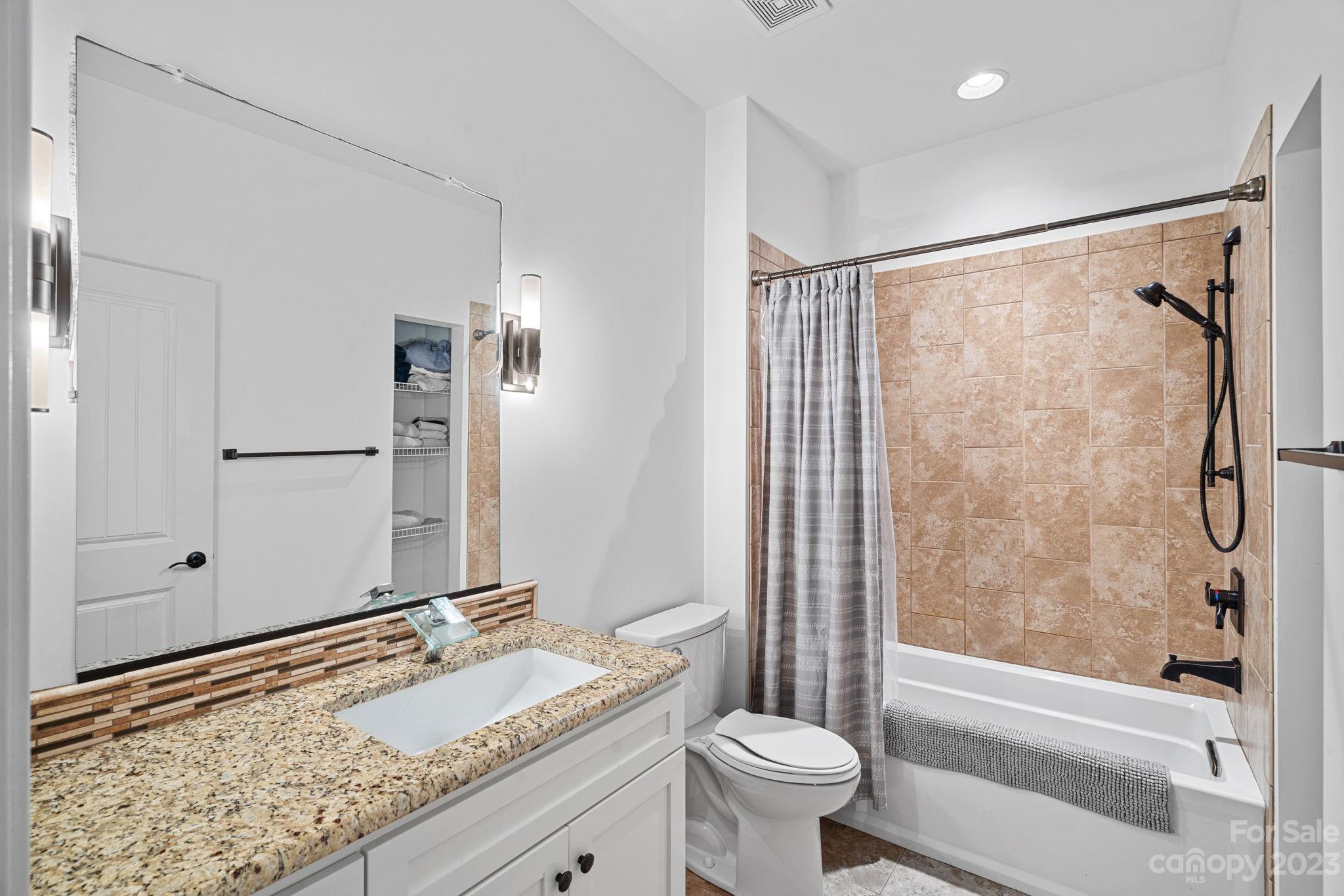 Falls Cove - Residential